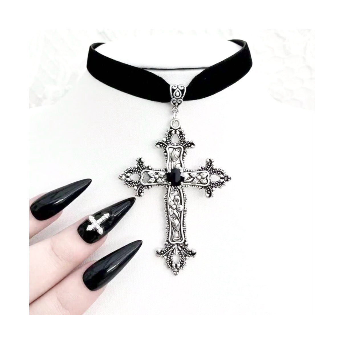 Sahara Cross Choker Necklace